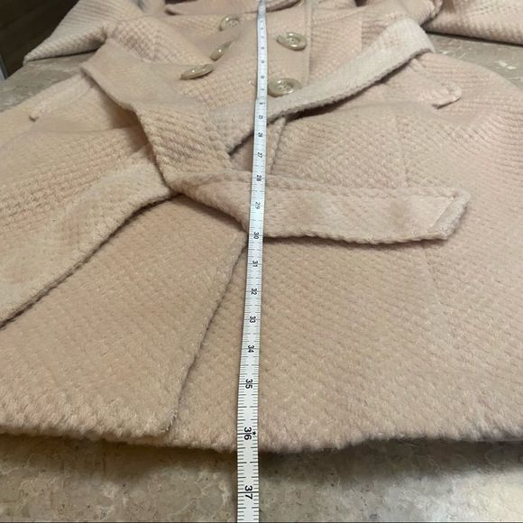 Sweet soup women’s cream color winter coat see measurements for size - Picture 6 of 8